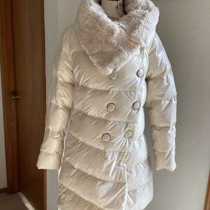 Elegant Cream Double-Breasted Women's Coat